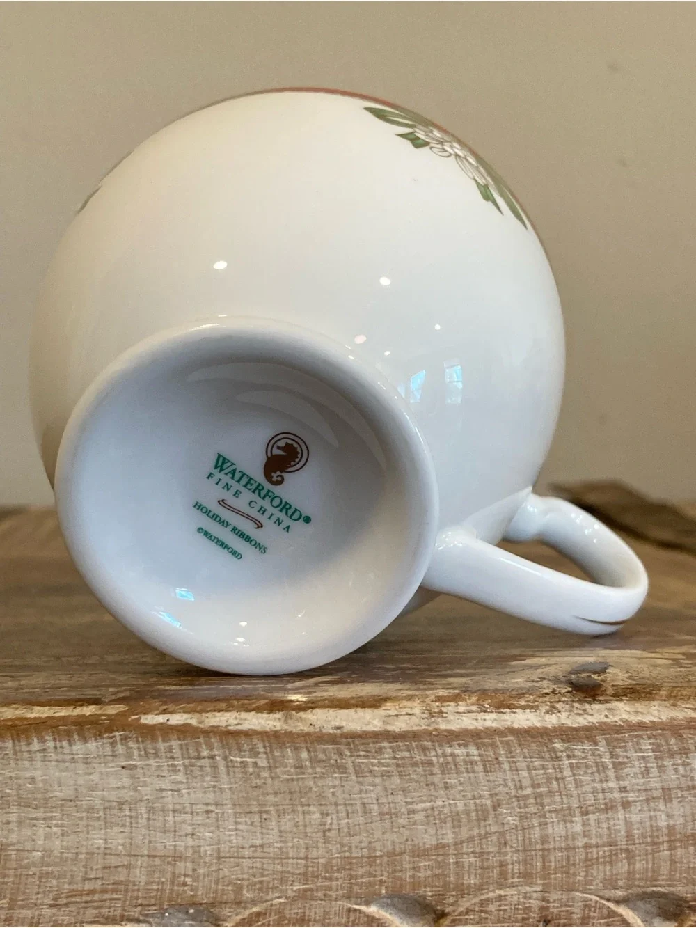Waterford Holiday Ribbons Teacup Fine China With Red Gold & Green Trim